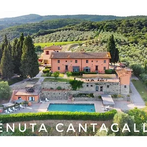  Farm stay Agriturismo Tenuta Cantagallo