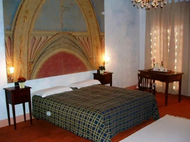 Agriturismo Fattoria Rozzalupi 체레토구이디 팜스테이